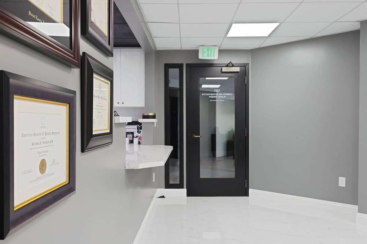 Plastic Surgery Newport Beach Plastic Surgeon Brandon Richland MD